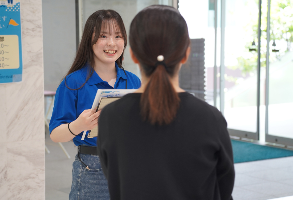 共通プログラム03 在学生によるキャンパスツアー